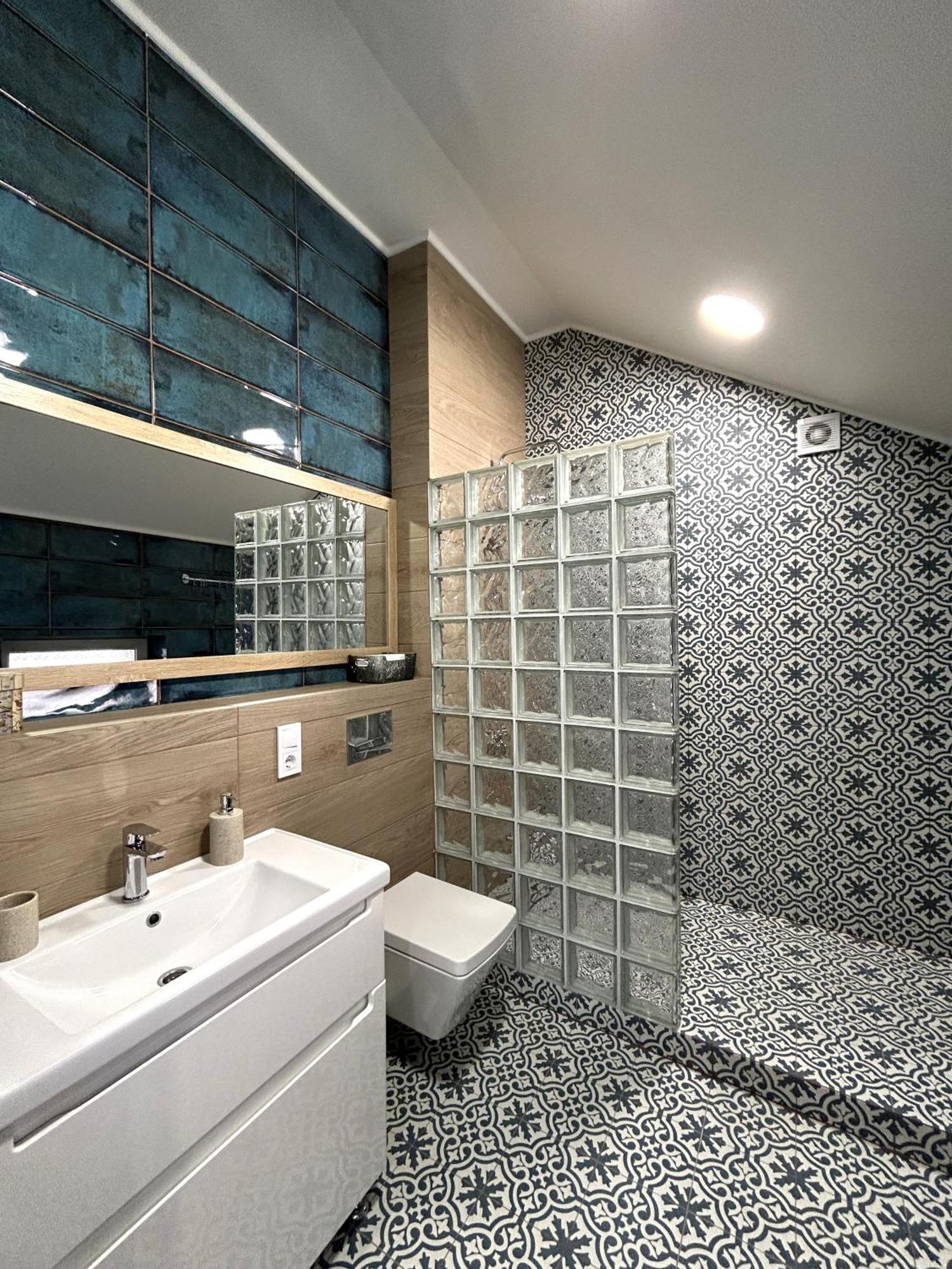 Modern Apartment In The City Center Leópolis Exterior foto